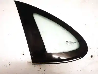 Peça sobressalente para automóvel em segunda mão vidro de custódia triangular traseiro esquerdo por opel vectra b caravan 2.0 dti referências oem iam 