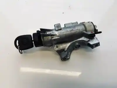 Second-hand car spare part ignition switch for volkswagen passat variant (3b5) 1.9 tdi oem iam references 4d0905851e  