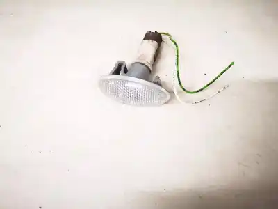 Peça sobressalente para automóvel em segunda mão farolim do lado direito por citroen c2 1.4 hdi referências oem iam 