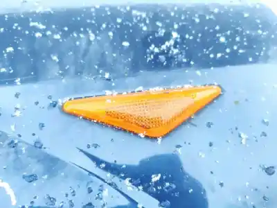 Pezzo di ricambio per auto di seconda mano lampada laterale sinistra per ford mondeo iii (b5y) 2.0 16v tddi / tdci riferimenti oem iam 