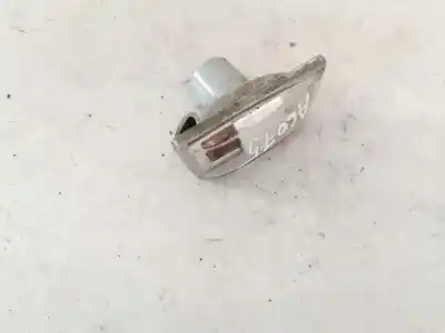 Pezzo di ricambio per auto di seconda mano lampada laterale sinistra per opel meriva b 1.7 16v cdti riferimenti oem iam 13252455