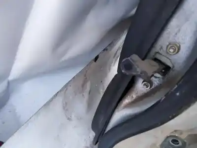 Second-hand car spare part hinge for toyota corolla (_e12_) 1.6 vvt-i (zze121_) oem iam references   