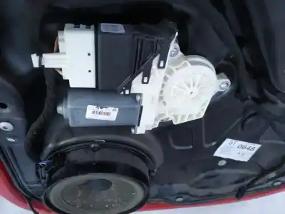 Автозапчастина б/у двигатель заднього правого скла для volkswagen passat b6 variant (3c5) 2.0 fsi посилання на oem iam 984065104