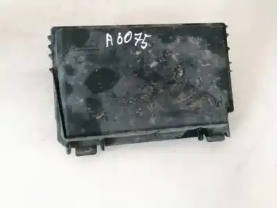 Second-hand car spare part FUSE BOX UNIT for OPEL MERIVA B  OEM IAM references 13246936  