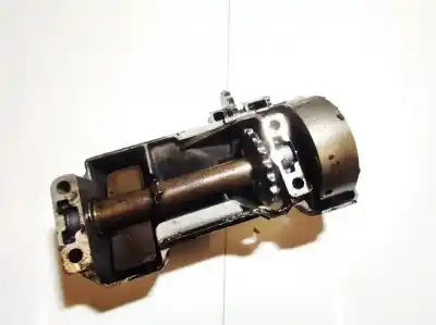 Автозапчасти б/у нефтяная бомба за audi a6 avant (4b5) 2.5 tdi ссылки oem iam 059103337b  