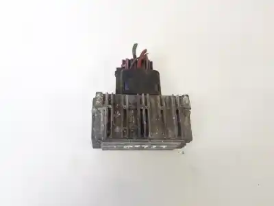 Second-hand car spare part glow plug for opel astra h caravan 1.9 cdti oem iam references 55353011  51299014b