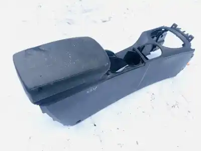 Pezzo di ricambio per auto di seconda mano bracciolo centrale per nissan qashqai 1.6 16v riferimenti oem iam p13149a77000