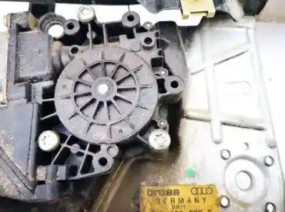 Автозапчастина б/у двиг скла задне ліво для audi a4 avant (b5) 1.8 посилання на oem iam 8d0959801c  