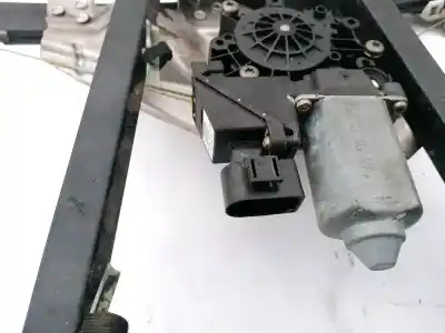 Автозапчасти б/у мотор заднего левого стекла за audi a6, c5 1997.01 - 2001.08 2.4 121kw 1997.02 - 2005.01 ссылки oem iam 4b0959801b  101142100