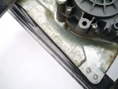 Автозапчастина б/у регулятор вікна передній лівий для audi a4 avant (b5) 1.9 tdi посилання на oem iam 8d0837397b  