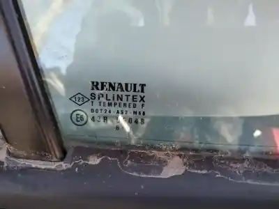 Автозапчасти б/у луна охранника спереди справа за renault megane i scenic (ja0) motor 1.9 ltr. - 72 kw dti diesel cat ссылки oem iam   