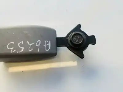 Автозапчасти б/у крюк для ремня задний правый за mazda premacy (cp) 2.0 turbodiesel cat ссылки oem iam   