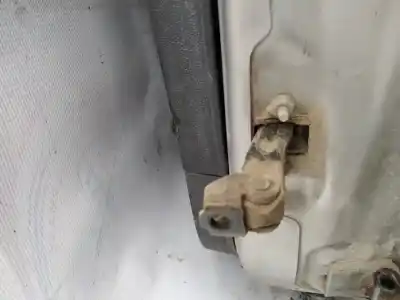 Second-hand car spare part hinge for opel astra h caravan 1.9 cdti oem iam references   