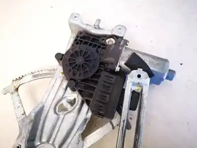 Second-hand car spare part left front window motor for opel astra g caravan 1.7 16v dti cat (y 17 dt / lr6) oem iam references 0130821768