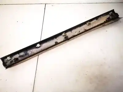 Pezzo di ricambio per auto di seconda mano plastica per volkswagen passat b5 (3b2) 1.6 riferimenti oem iam   