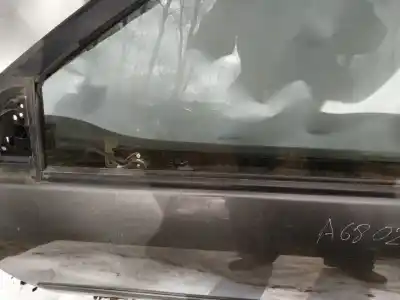 Pezzo di ricambio per auto di seconda mano plastica per toyota corolla (e12) 2.0 d-4d sol berlina riferimenti oem iam   