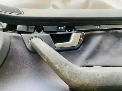 Автозапчастина б/у усередині передня права ручка для audi a4, b6 2000.11 - 2004.11 2.0 96kw 2000.11 - 2004.12 посилання на oem iam 