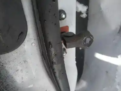 Piesă de schimb auto la mâna a doua balama pentru kia sportage 1.7 crdi cat referințe oem iam 