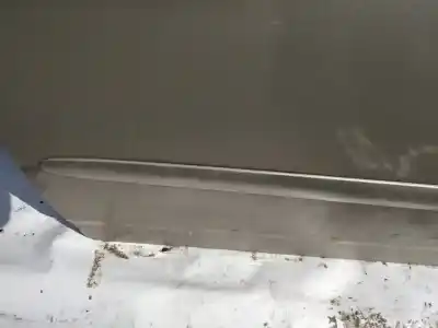 Pezzo di ricambio per auto di seconda mano plastica per toyota corolla (e11) 2.0 d-4d linea sol riferimenti oem iam   