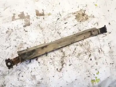 Pezzo di ricambio per auto di seconda mano plastica per opel zafira b 1.9 cdti riferimenti oem iam   