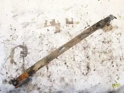 Pezzo di ricambio per auto di seconda mano plastica per opel zafira b 1.9 cdti riferimenti oem iam   