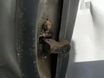 Second-hand car spare part hinge for toyota corolla (e11) 2.0 d-4d linea sol oem iam references   