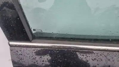 Pezzo di ricambio per auto di seconda mano plastica per opel zafira b 1.9 cdti riferimenti oem iam   