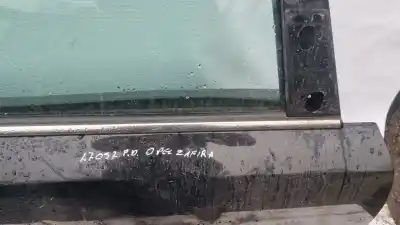 Pezzo di ricambio per auto di seconda mano plastica per opel zafira b 1.9 cdti riferimenti oem iam   