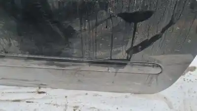 Pezzo di ricambio per auto di seconda mano plastica per opel zafira b 1.9 cdti riferimenti oem iam   