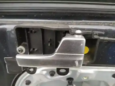 Peça sobressalente para automóvel em segunda mão puxador interior traseiro direito por ford focus lim. (cb4) 1.6 tdci cat referências oem iam 