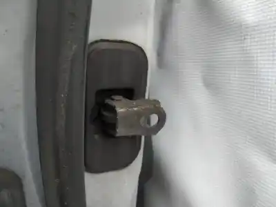 Peça sobressalente para automóvel em segunda mão dobradiça por nissan qashqai 1.6 16v referências oem iam 