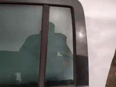 Second-hand car spare part left rear triangle quarter glass for opel zafira b 1.9 cdti oem iam references 