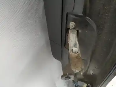 Second-hand car spare part hinge for opel zafira b 1.9 cdti oem iam references 