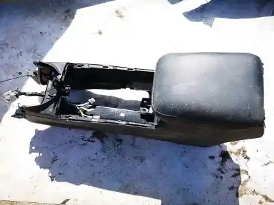 Автозапчастина б/у центральний подлокник для honda cr-v (re) 2.2 dtec cat посилання на oem iam 