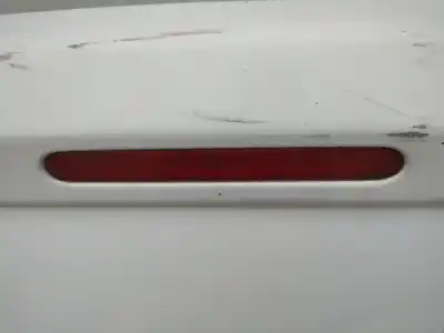 Peça sobressalente para automóvel em segunda mão farolim de travão central por citroen berlingo 1.6 hdi 75 sx familiar referências oem iam 
