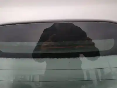 Peça sobressalente para automóvel em segunda mão farolim de travão central por volvo v50 (545) 2.0 d referências oem iam 