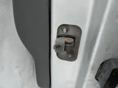 Second-hand car spare part hinge for volvo v50 (545) 2.0 d oem iam references   