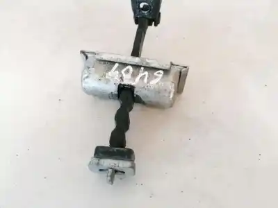 Second-hand car spare part hinge for opel corsa c 1.2 16v cat (z 12 xep / lb4) oem iam references 13180682  