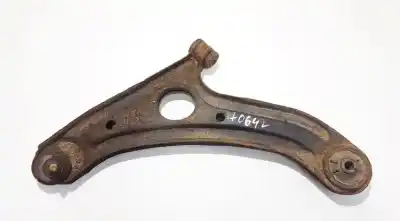 Peça sobressalente para automóvel em segunda mão braço de suspensão inferior esquerdo dianteiro por hyundai getz (tb) 1.5 crdi referências oem iam 