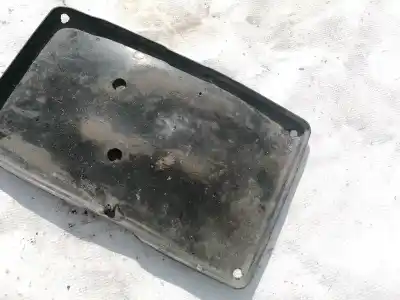 Second-hand car spare part medium for toyota corolla (e11) 2.0 d-4d linea sol oem iam references 7443112040  74431-12040