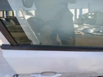 Pezzo di ricambio per auto di seconda mano plastica per opel meriva b 1.7 16v cdti riferimenti oem iam   