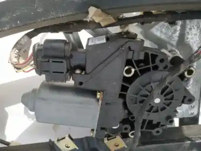 Автозапчастина б/у двигатель переднього правого скла для audi a4 avant (b5) 1.9 tdi посилання на oem iam 8d0959802d  