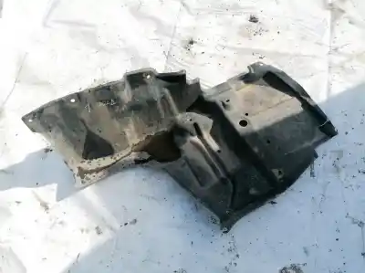 Pezzo di ricambio per auto di seconda mano plastica per toyota corolla (e11) 2.0 d-4d linea sol riferimenti oem iam 5142002020  51420-02020, 51442-02150, 51442-02120, 51442-02110