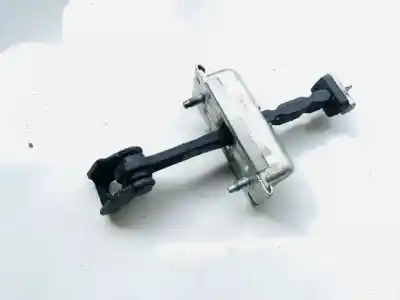 Second-hand car spare part hinge for opel corsa e 1.4 oem iam references 13181961