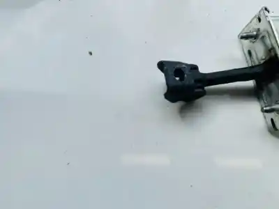Pezzo di ricambio per auto di seconda mano cerniera per opel corsa e 1.4 riferimenti oem iam 13181961  
