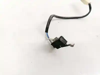 Peça sobressalente para automóvel em segunda mão sensor por toyota corolla (e11) 2.0 d-4d linea sol referências oem iam d2mv01l131c3  d2mv-01l13-1c3