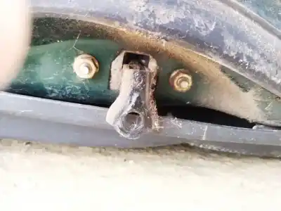 Second-hand car spare part hinge for toyota corolla (e11) 2.0 d-4d linea sol oem iam references   