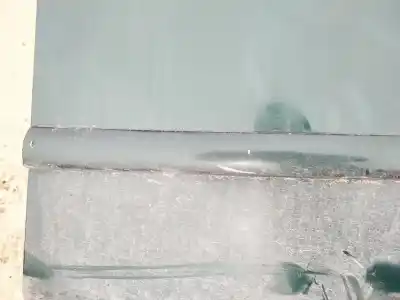 Pezzo di ricambio per auto di seconda mano plastica per toyota corolla (e11) 2.0 d-4d linea sol riferimenti oem iam   