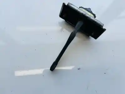 Second-hand car spare part hinge for mazda 323 1.5 g 16v/25 (egi dohc) oem iam references   