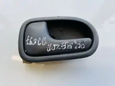 Second-hand car spare part interior left front handle for mazda 323 1.5 g 16v/25 (egi dohc) oem iam references 